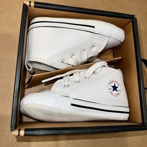 Converse Chuck Taylor All Star baby size 4